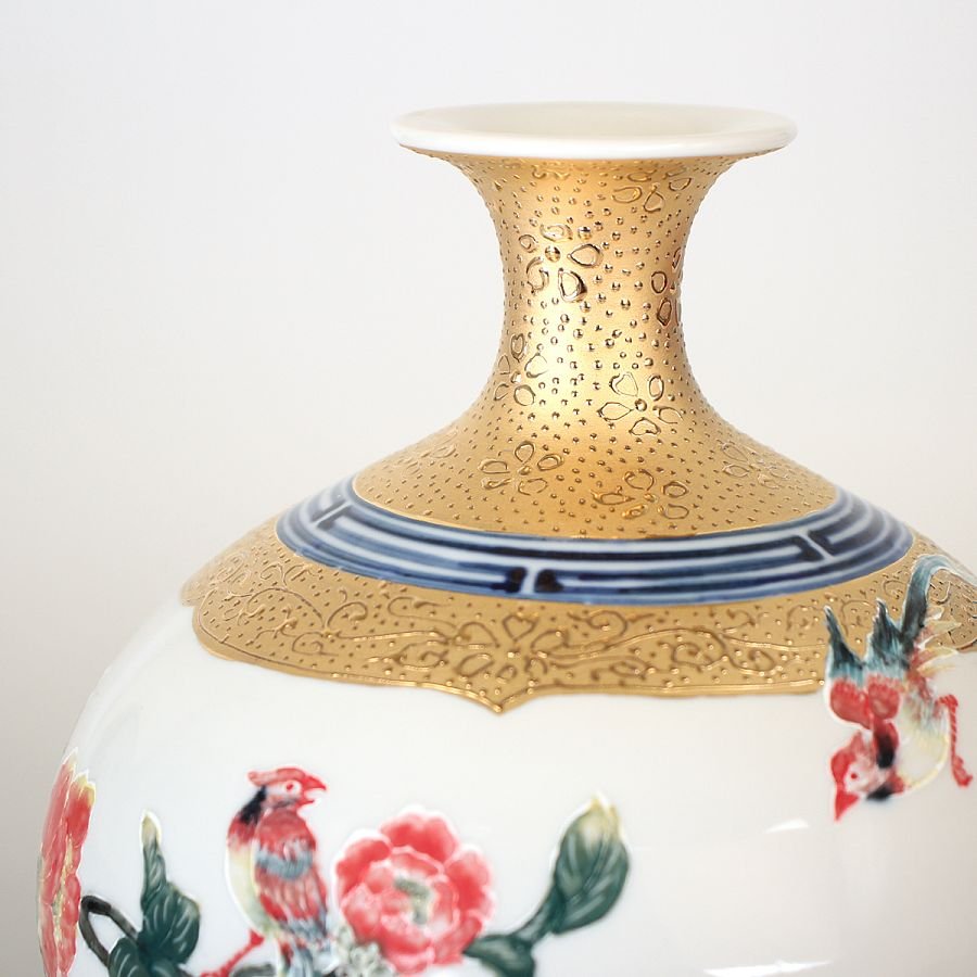 金彩茶花雙喜瓶 - Image 4