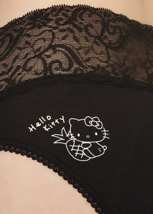 【台灣製】Hello Kitty 系列.V蕾絲中腰三角內褲 - Image 4