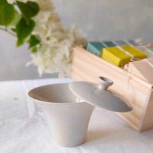 奶白蓋碗與3款獨特茶品