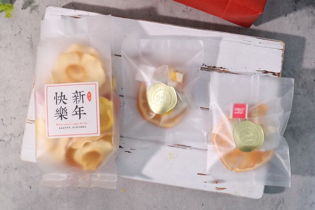 【台灣製】【禾果】可愛小馬吊飾磨砂鐵盒綜合果乾果茶組 - Image 4
