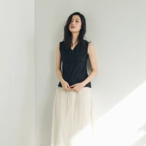 【預購】【台灣製】V領壓褶背心 - 黑