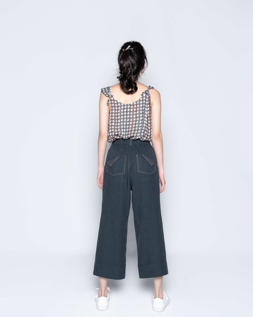 【預購】【台灣製】【出清品 】兩穿式綁帶背心-純棉雙層菱格花 - Image 3