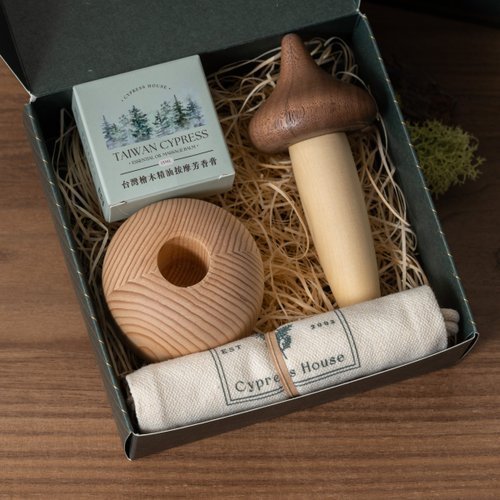 【預購】【台灣製】【畢業禮物】椴木香菇腳底穴道按摩禮盒 附台灣檜木精油按摩膏() - Image 4