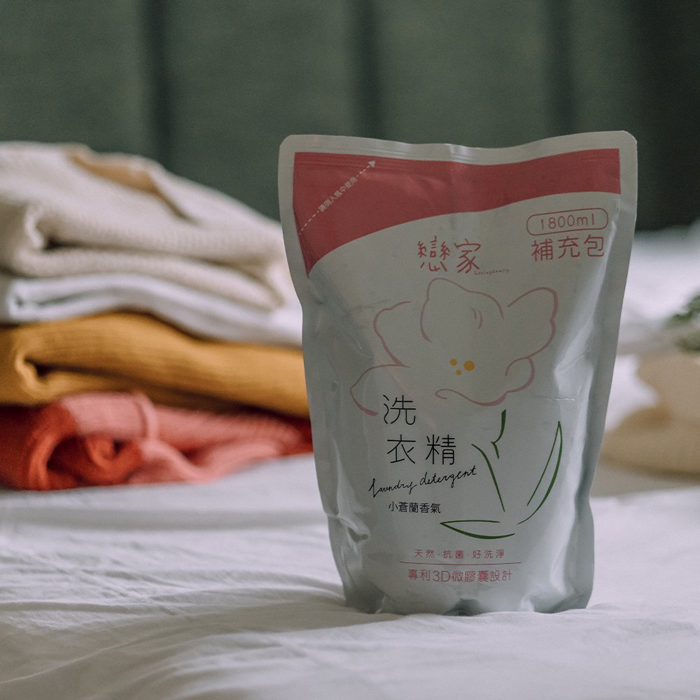 【台灣製】戀家洗衣精 補充包 1800ml x 6包/箱 第四代洗衣新科技 穿上高級的好味道 植物性界面活性劑 洗滌力強且環保又不傷衣料 - Image 2
